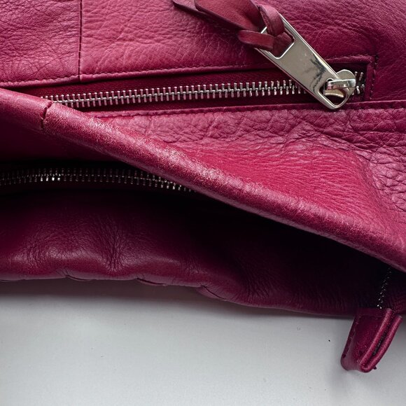 Fenn Wright Manson | Gorgeous Red Soft Leather Woven Hobo Bag - Picture 11 of 14